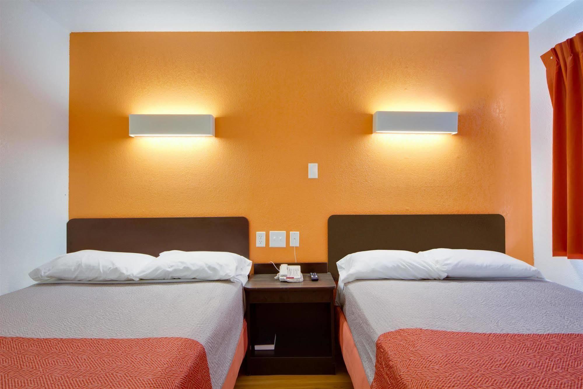 Avera Suites Muskogee Exterior foto